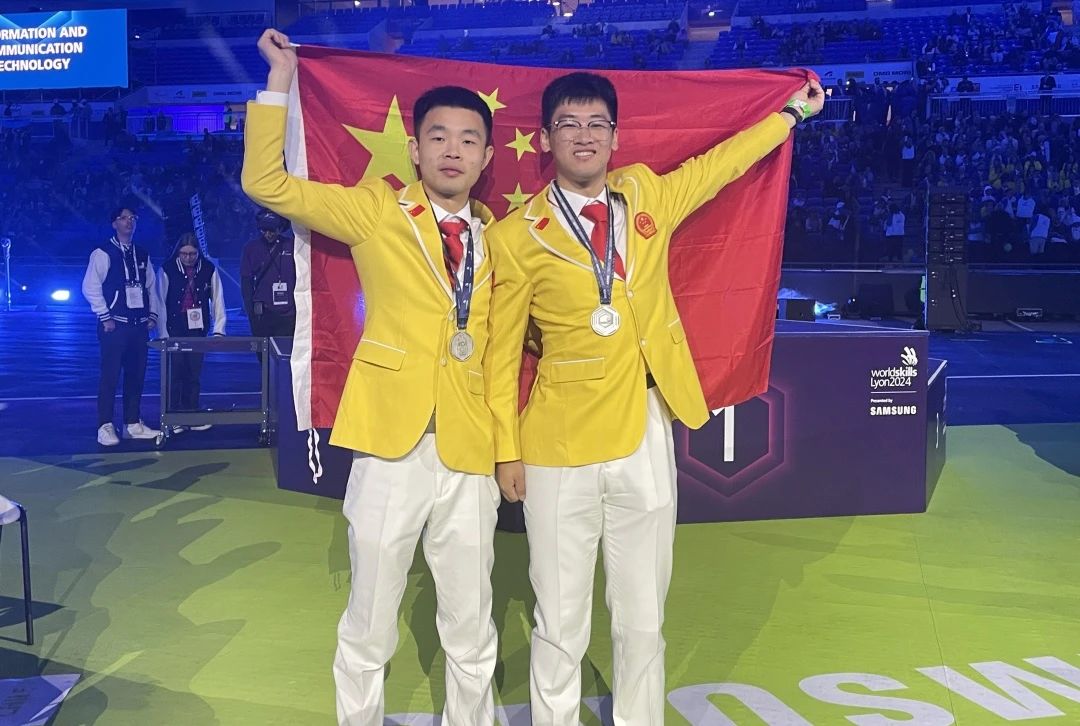 b74fb1f2176511bb33290f97c2a44ec9.jpg b74fb1f2176511bb33290f97c2a44ec9.jpg