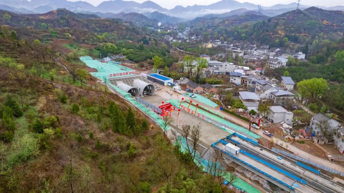 808558ba409a54c349fb26e362ab59aa.jpg 808558ba409a54c349fb26e362ab59aa.jpg