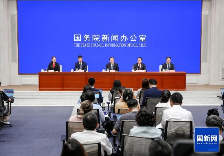 64f2570a6f420c6d8c8b1c80a34e8452.jpg 64f2570a6f420c6d8c8b1c80a34e8452.jpg